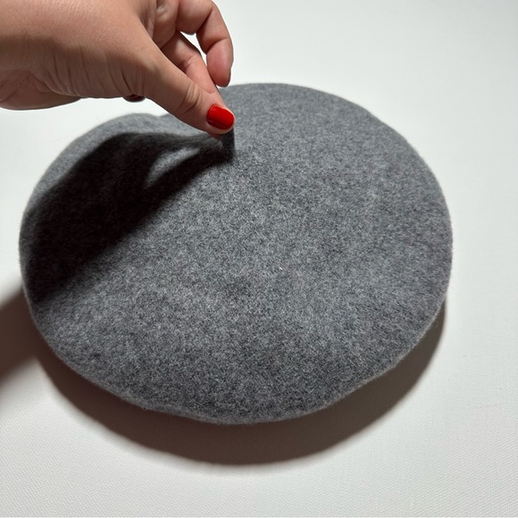 Field Manor Accessories - Field Manor 100% Wool Beret, Fully Lined, Classic Parisian or Basque Style